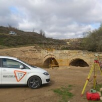 Levantamiento topográfico del entorno del antiguo puente sobre el Rio Martín en Escatrón (Zaragoza)